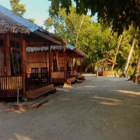 Aldejus Homestay Yennanas Besir Exterior photo